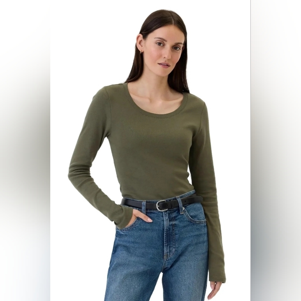 Gap Favorite Tee Long Sleeve Small
